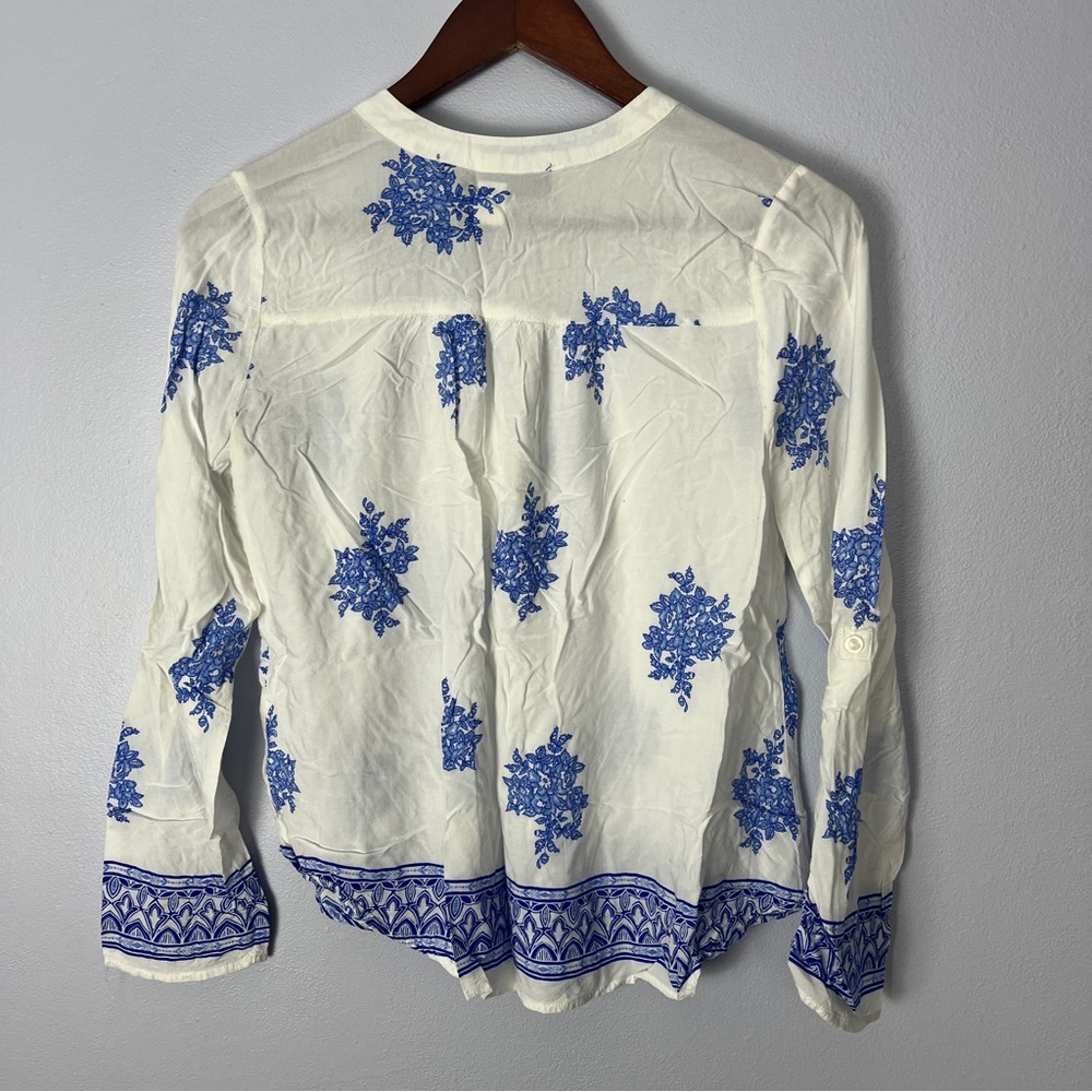 Blue Rain white blouse with blue decoration - Picture 5 of 7